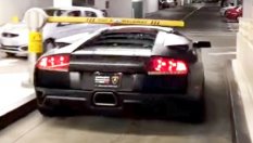 Как да не плащаш за паркинг? Купи си Lamborghini! (ВИДЕО)