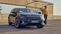 Конкурент на Tesla превърна автомобила в смартфон