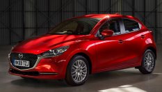 Mazda 2 стана "мек" хибрид