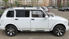 Как изглежда 9-годишна „Лада Нива” за 20 000 евро