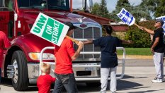 GM съди Fiat за корупция, иска милиарди обезщетение