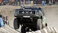 Най-странните клонирани SUV