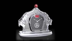 Bugatti пусна часовник на цената на две Porsche 911