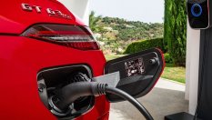 Край на компромисите - Mercedes-Benz се отказа от хибридите