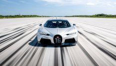 Може ли Bugatti Chiron Super Sport да победи космическа совалка?