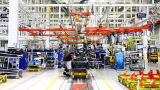 Nissan и Mercedes затварят съвместната си фабрика