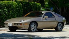 Искате ли учебното Porsche на Том Круз?