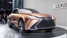 Lexus готви смяна на флагмана си