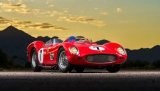 Реплика на старо Ferrari се продава по-скъпо от нова суперкола