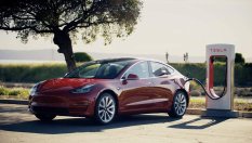 Tesla e марката с най-лоялни клиенти