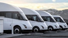 Екология ли? Електрическите Tesla Semi консумират 1 кВтч... на километър