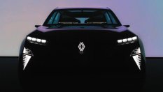 Renault готви водороден модел с 4 екрана в салона