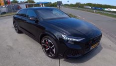 Audi RS Q8 изглежда като създаден за магистрала
