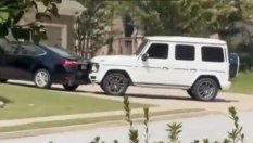 Шофьор на G-Class умишлено потроши 30 коли