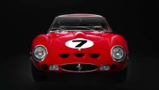 Епохално Ferrari излиза на търг наесен