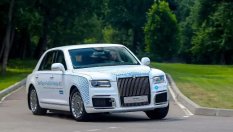 Най-технологичният руски седан - 680 к.с. и 4 секунди от 0 до 100 км/ч