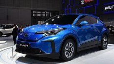 Toyota C-HR също стана електромобил