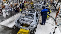 Mercedes-Benz губи активи за 2 млрд. евро в Русия