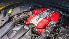 Ferrari работи над революционен V12 двигател