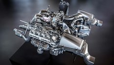 Новият V8 на Mercedes ще бъде най-мощният в историята