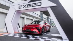 Китайско електрическо купе записа рекорд на Гинес