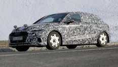 Новото Audi A3 стигна до последни тестове