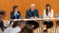 Шеф на Stellantis: "Време е Европа да се събуди и да реагира"