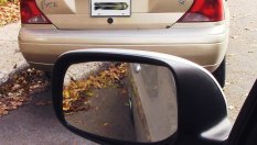 Как да паркирате с „Метода на огледалата“