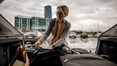 Колко гориво се пести, ако се премахне всичко ненужно от багажника?