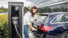 Зарядните станции изостават от електромобилите