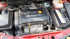 Опасно ли е да се изключи двигателя, докато вентилаторът му работи