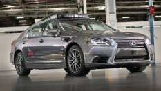 Toyota представи автономен автомобил от следващо поколение (ВИДЕО)
