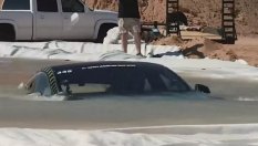Tesla може да върви под вода - но ще ви излезе скъпо