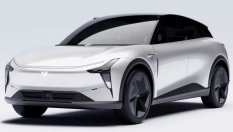 „Китайският Google" представи кола-робот с изкуствен интелект