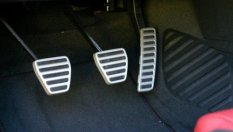 Какво крие "мъртвата точка" на педала на газта