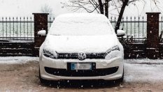 Какво може да се повреди в колата, ако не я карате през зимата