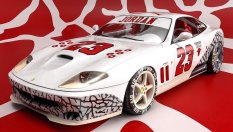 Уникално Ferrari 550 Maranello беше посветено на кецовете на Майкъл Джордан