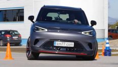 Smart Brabus #1 атрактивно се провали на „Лосовия тест“