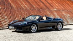Ferrari 360 Spider на Дейвид Бекъм се продава за 125 000 евро