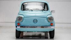 42-годишна Zastava с 30 коня се продаде за 11 000 долара