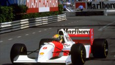 Бърни Екълстоун плати 4,2 млн. евро за болид на Сена