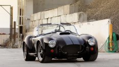 Shelby Cobra навърши 50 години