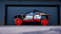 Audi показа новия си всъдеход за рали „Дакар“