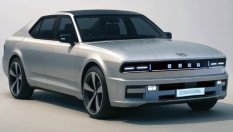 Новият Hyundai Elantra залага на ретро стил и АГУ