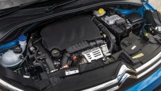 Stellantis заменя проблемeн двигател с 4-цилиндров хибрид