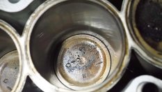 Ето как изглежда двигател на Honda Civic след 400 000 км