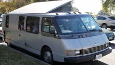 Най-якият и странен кемпер в света