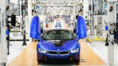 BMW приключи с хибрида i8