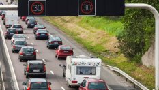 Още една държава забранява бензиновите и дизеловите коли