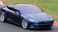 Tesla Model S би с 20 секунди Porsche Taycan на "Нюрбургринг"
